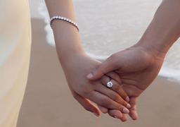 A Symbol of Modern Love: Ashth’s Lab Grown Diamonds